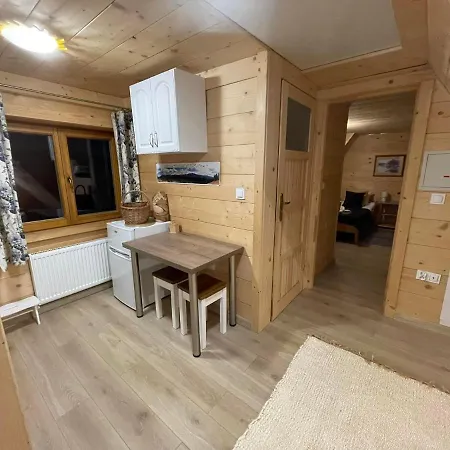 Widokowka Glodowka شاليه *